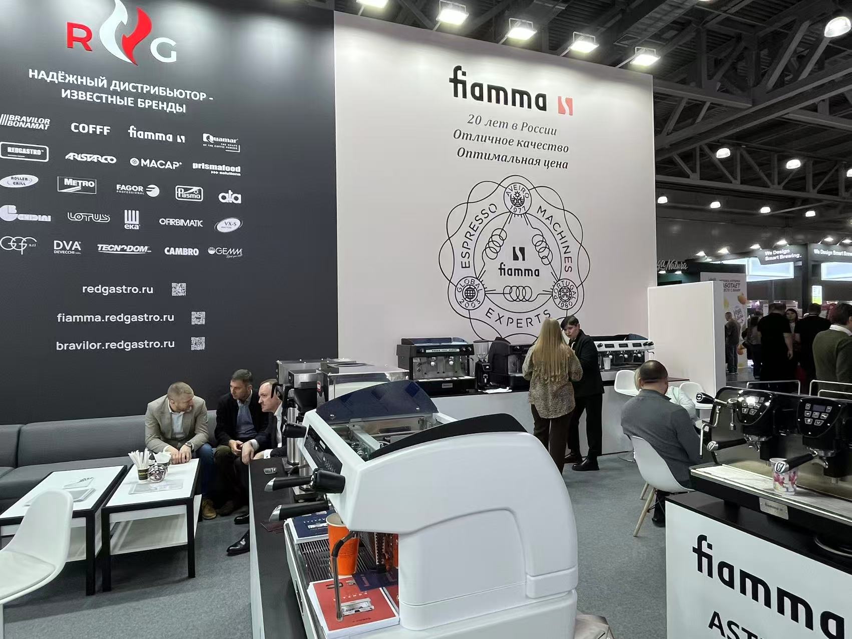 偉佳展覽.jpg 偉佳展覽.jpg